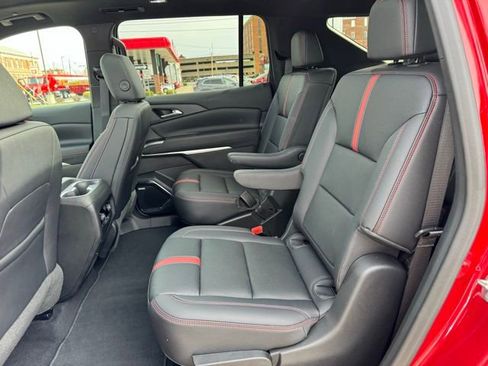 Certified 2024 Chevrolet Traverse RS w/ LPO, Floor Liner Package image 10