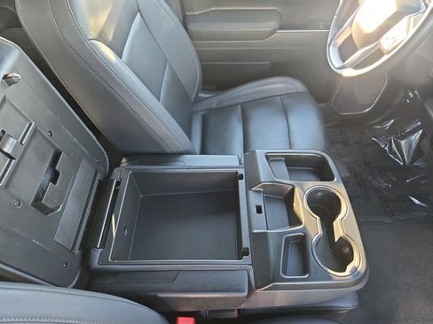 Used 2025 GMC Sierra 1500 SLT image 19