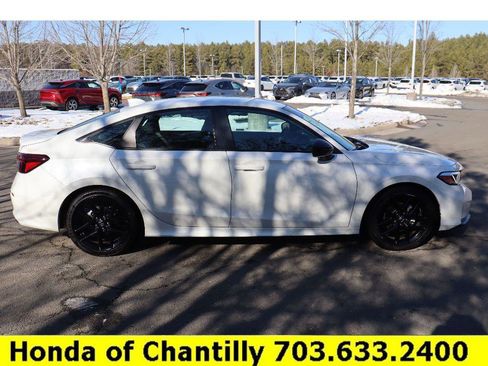 Certified 2025 Honda Civic Sport image 8