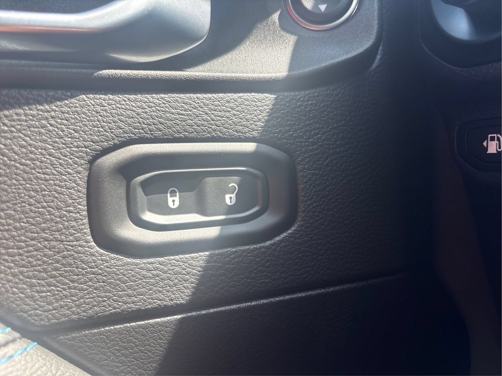 Used 2021 Jeep Wrangler Unlimited Rubicon 4xe w/ Cold Weather Group AWD/4WD image 48