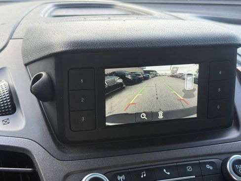 Used 2022 Ford Transit Connect XL FWD image 25