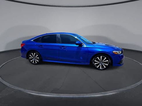 Used 2023 Honda Civic EX image 9