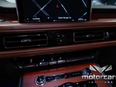 Used 2023 Lincoln Aviator Reserve w/ Jet Package RWD image 39