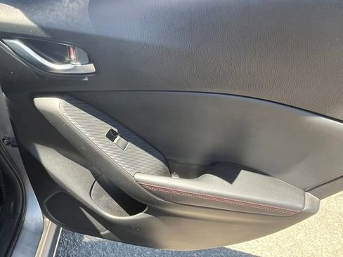 Used 2015 MAZDA MAZDA3 s Grand Touring FWD image 22