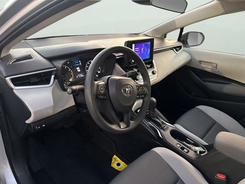 Used 2023 Toyota Corolla LE image 26