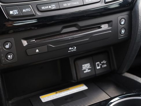 Used 2022 Honda Pilot Elite image 17