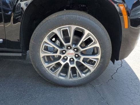 New 2026 GMC Yukon XL Denali AWD/4WD image 6