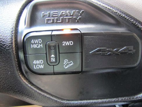 Used 2024 RAM 2500 Big Horn w/ Off Road Package AWD/4WD image 42