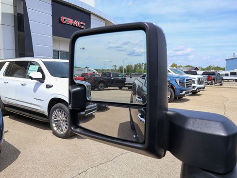 New 2026 GMC Sierra 3500 SLT w/ SLT Premium Package image 27