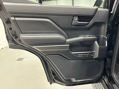 Used 2025 Toyota 4Runner TRD Off-Road image 42