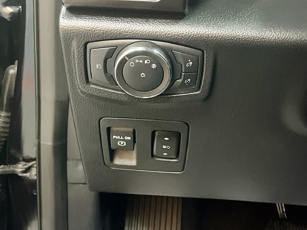 Used 2021 Ford Expedition Limited AWD/4WD image 10