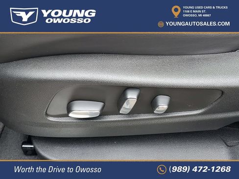 Certified 2023 Cadillac XT5 Premium Luxury FWD image 9