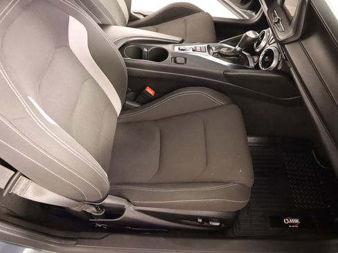 Used 2023 Chevrolet Camaro LT image 12