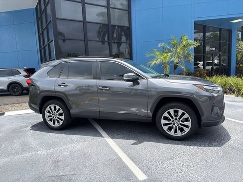 Used 2023 Toyota RAV4 XLE Premium FWD image 9