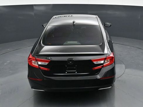Used 2018 Honda Accord EX image 23