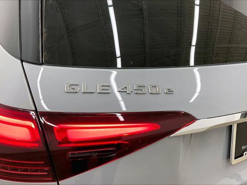 New 2026 Mercedes-Benz GLE 450e 4MATIC image 15
