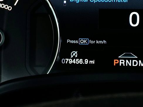 Used 2018 Ford F150 Platinum w/ Equipment Group 701A Luxury image 29