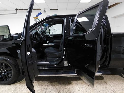 Used 2024 Chevrolet Silverado 1500 RST image 24