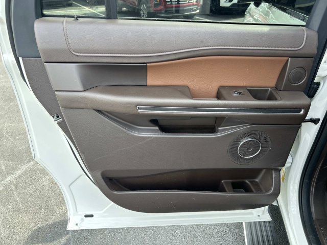 Used 2024 Ford Expedition Max King Ranch AWD/4WD image 23