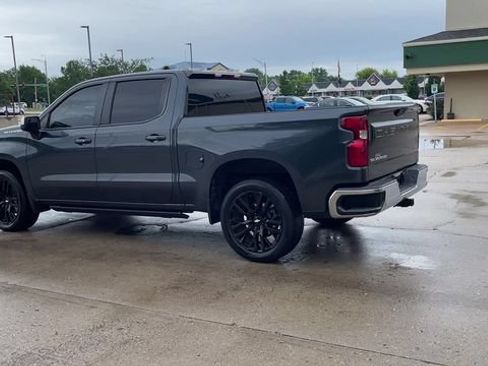 Used 2021 Chevrolet Silverado 1500 LT AWD/4WD image 6