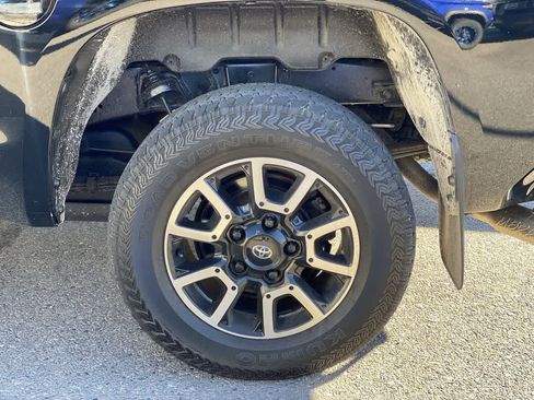 Used 2017 Toyota Tundra Limited image 13