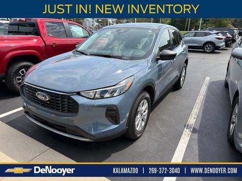 Used 2024 Ford Escape Active AWD/4WD image 1