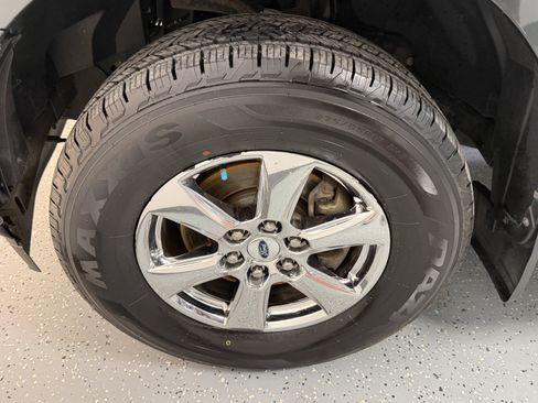 Used 2018 Ford F150 XLT w/ Equipment Group 302A Luxury AWD/4WD image 26
