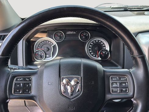 Used 2016 RAM 1500 Big Horn AWD/4WD image 11