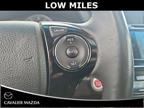 Used 2017 Honda Accord EX-L image 14