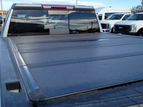 Used 2023 GMC Sierra 1500 SLT w/ SLT Convenience Package AWD/4WD image 13