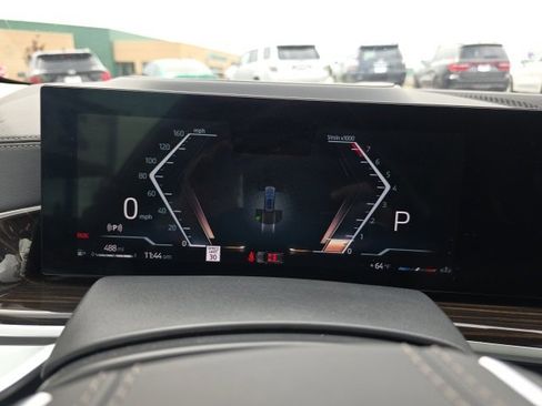 Used 2025 BMW X7 xDrive40i image 35