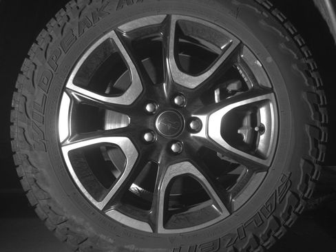 Used 2025 Jeep Compass Trailhawk image 13