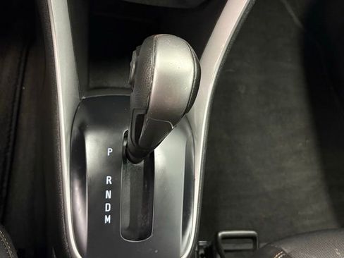 Used 2022 Chevrolet Trax LT w/ Driver Confidence Package FWD image 28