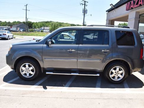 Used 2010 Honda Pilot Touring image 5