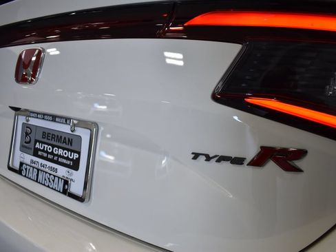 Used 2025 Honda Civic Type R image 16