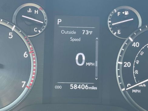 Used 2021 Lexus GX 460 w/ Accessory Package AWD/4WD image 12