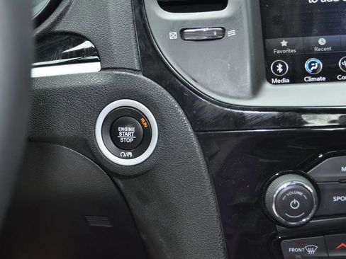 Used 2023 Chrysler 300 S w/ Comfort Group image 12