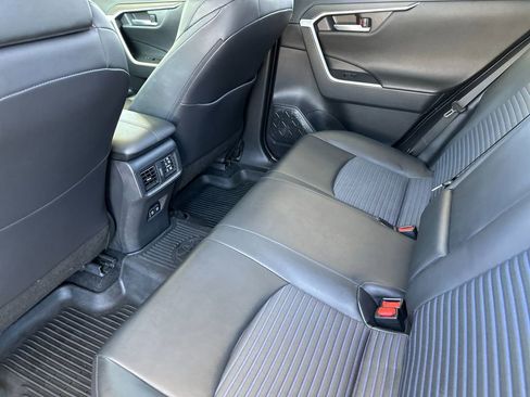 Used 2020 Toyota RAV4 XSE AWD/4WD image 11