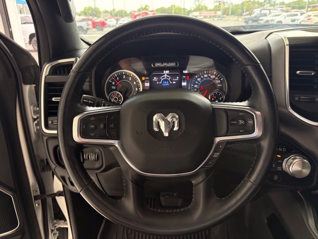 Used 2023 RAM 1500 Laramie AWD/4WD image 3