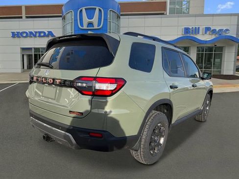 New 2026 Honda Pilot TrailSport image 5