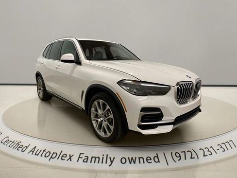 Used 2023 BMW X5 xDrive40i w/ Premium Package image 5