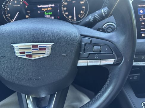 Used 2020 Cadillac XT4 Premium Luxury AWD/4WD image 25