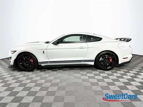 Used 2021 Ford Mustang Shelby GT500 w/ Technology Package RWD image 4