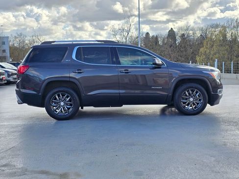 Used 2017 GMC Acadia SLT AWD/4WD image 2