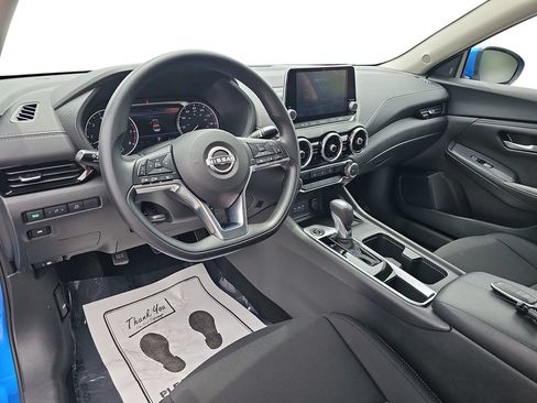 Used 2025 Nissan Sentra SV FWD image 16