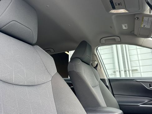 Certified 2025 Toyota RAV4 XLE image 17