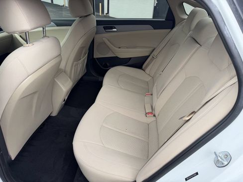 Used 2018 Hyundai Sonata SE FWD image 13