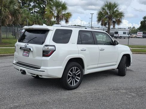 Used 2021 Toyota 4Runner Limited AWD/4WD image 5