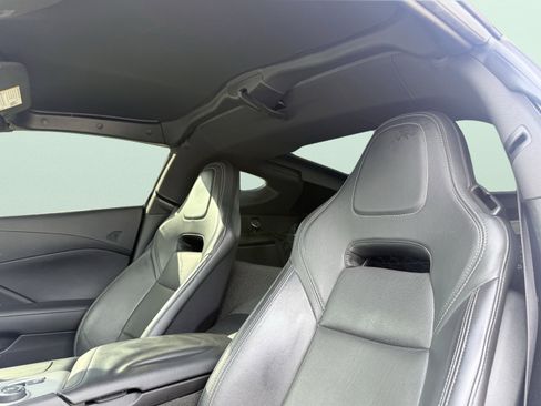 Used 2017 Chevrolet Corvette Stingray Coupe w/ Carbon Flash Badge Package image 29