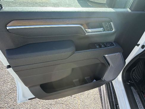 New 2026 Chevrolet Silverado 2500 High Country w/ High Country Premium Package AWD/4WD image 11
